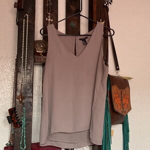 Women's Sleeveless V-Neck Top - Gray